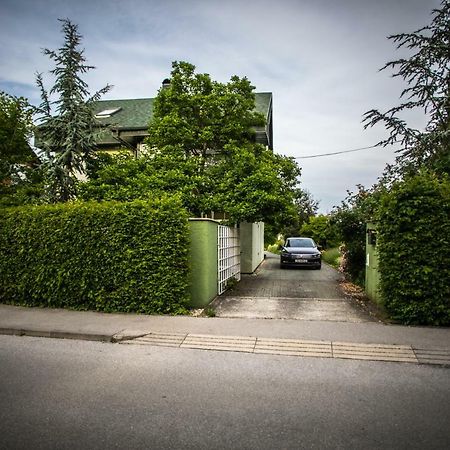 Apartman Magnolia Ivanić-Grad エクステリア 写真