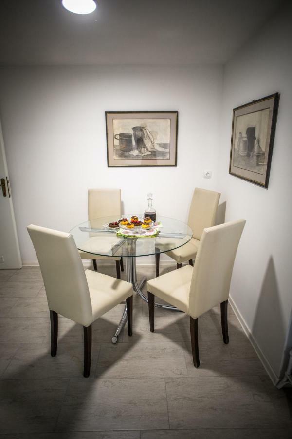 Apartman Magnolia Ivanić-Grad エクステリア 写真