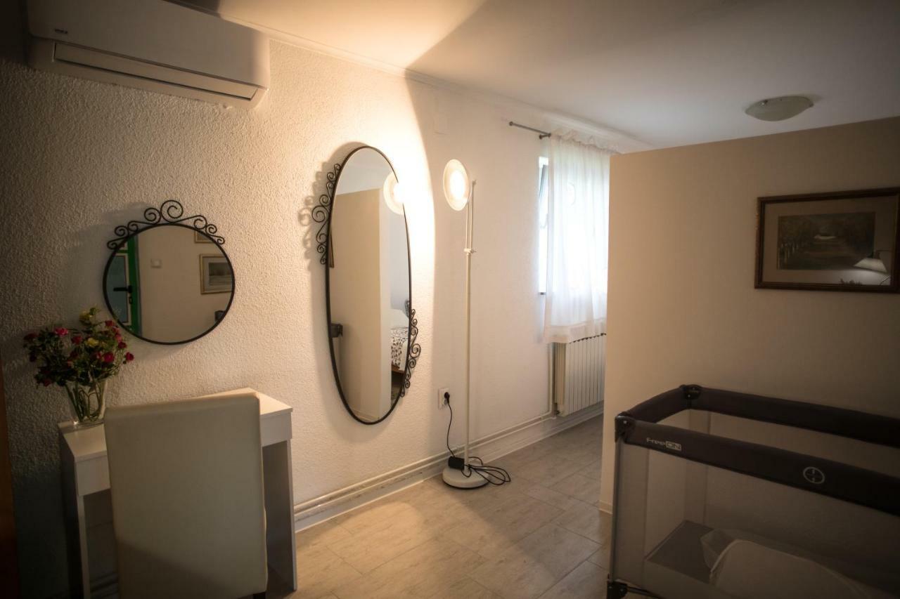 Apartman Magnolia Ivanić-Grad エクステリア 写真